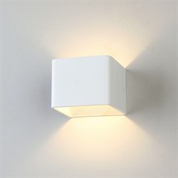 Elektrostandard MRL LED 1060 / Светильник настенный светодиодный Corudo LED белый a040452 - фото 106762