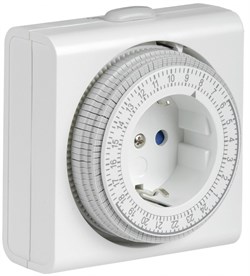 IEK РТМ-3 Розетка-таймер механический 15мин 24ч 96on/off 16А IP20 ERT-21-1-16-S-15-0-20-K01 - фото 120040