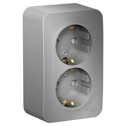 Blanca наружняя алюминий розетка 2-ая с заземлением, со шторками, 16А, 250В BLNRA011203 - фото 72598