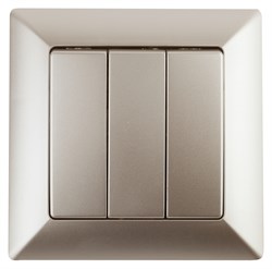 Intro Выключатель Solo 4-106-04 трехклавишный 10А-250В, IP20, СУ, шампань Б0053604 - фото 76391