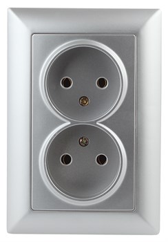Intro Розетка Solo 4-204-03 без заземления двойная 2х2P, 16А-250В, IP20, СУ, алюминий Б0053668 - фото 76393