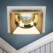 ЭРА Встраиваемый светильник декоративный ЭРА KL102 WH/GD MR16 GU5.3 белый золото Б0056352 ЭРА Встраиваемый светильник декоративный ЭРА KL102 WH/GD MR16 GU5.3 белый золото Б0056352