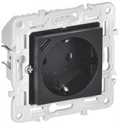 IEK SKANDY Черный Розетка с/з с защитными шторками 16А с USB C 18Вт SK-R17Bl SK-R14-16-U14-018-K02 IEK SKANDY Черный Розетка с/з с защитными шторками 16А с USB C 18Вт SK-R17Bl SK-R14-16-U14-018-K02
