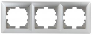 Intro 4-503-03 Рамка на 3 поста, СУ, Solo, алюминий (14/280/3360) Б0043419