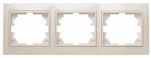 ЭРА 1-503-02 Intro Рамка на 3 поста гор., СУ, Plano, сл.кость (14/280/2240) Б0027628