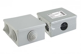 TDM Распаячная коробка ОП 80х80х40мм, крышка, IP44, 6 вх. инд. штрихкод SQ1401-1235 TDM Распаячная коробка ОП 80х80х40мм, крышка, IP44, 6 вх. инд. штрихкод SQ1401-1235