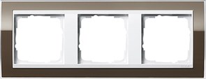Рамка 3-пост, Gira Event Clear для центральных вставок белого цвета коричневый