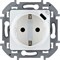 Legrand Inspiria белый розетка 2К+З немецкий стандарт 16А 250В со встроенным зарядным устройством USB C 1.5А 5В 673770 - фото 74818